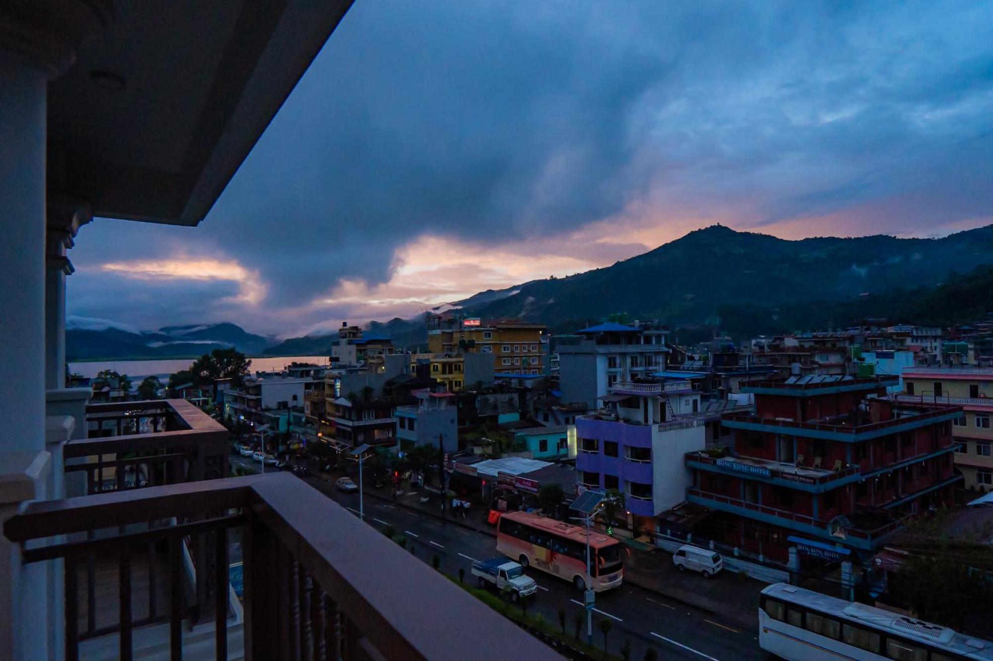 Hotel Fewa Trip Pokhara Dış mekan fotoğraf