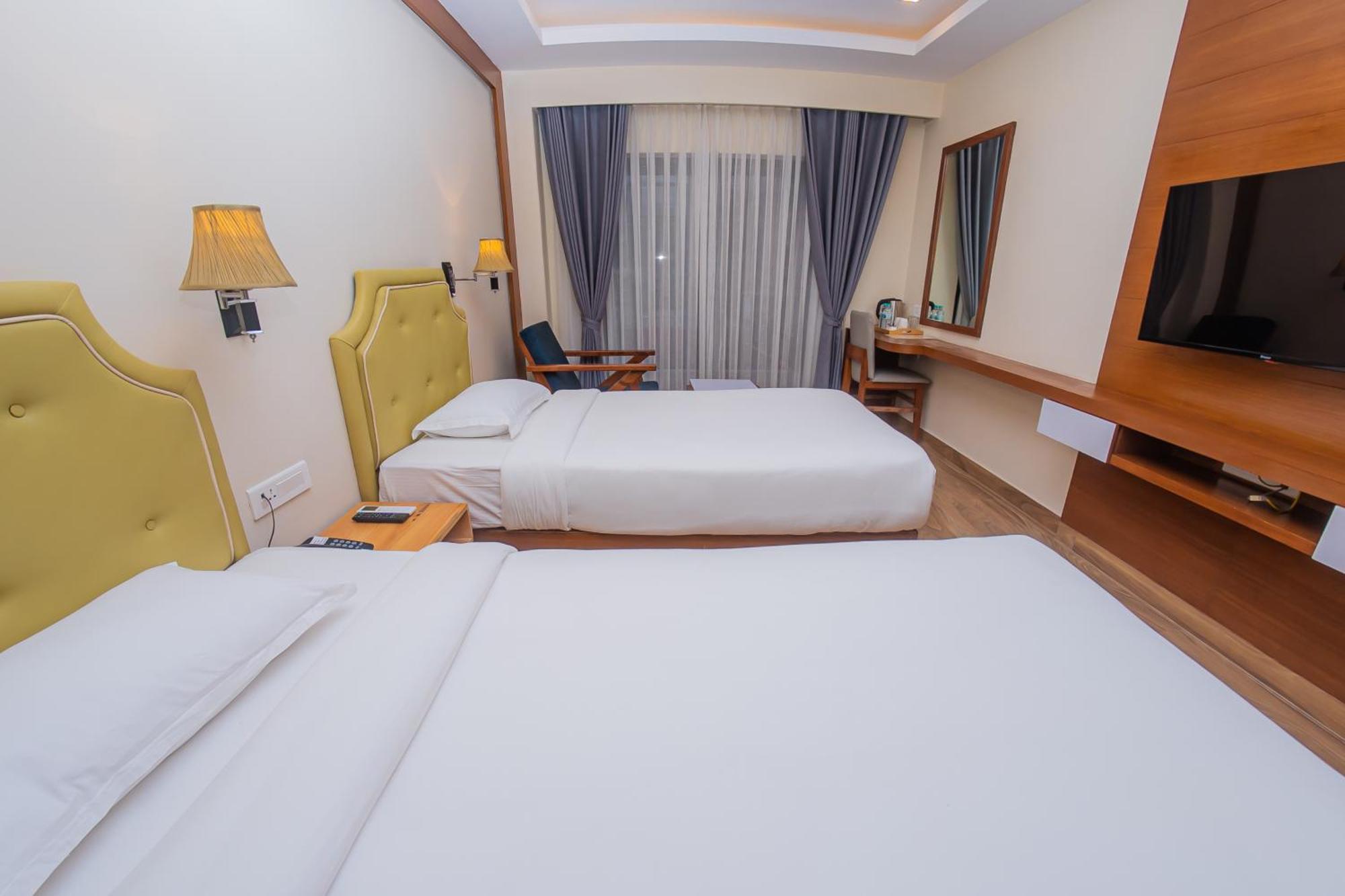 Hotel Fewa Trip Pokhara Dış mekan fotoğraf