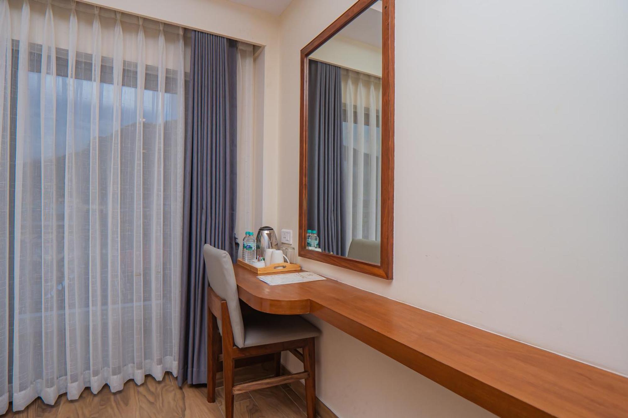 Hotel Fewa Trip Pokhara Dış mekan fotoğraf